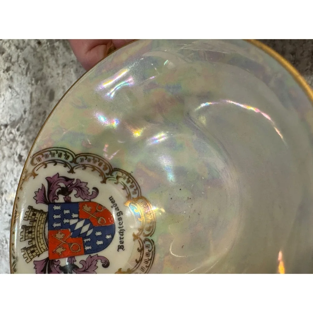 Du-Co Kunst Rehau Bavaria Lusterware Teacup Berchtesgaden Coat of Arms Gold Trim